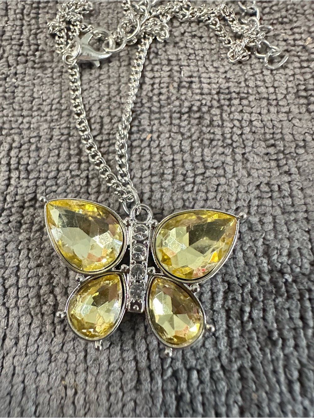 Butterfly Dsigns Yellow Crystal Butterfly Pendant Necklace